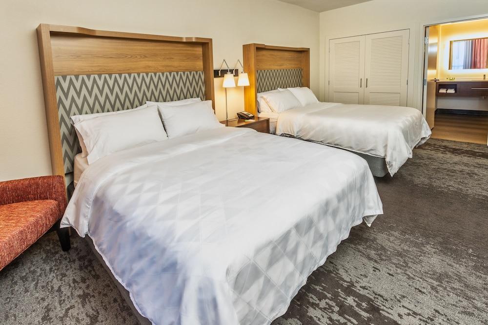 Holiday Inn Hotel & Suites Memphis-Wolfchase Galleria By Ihg Εξωτερικό φωτογραφία