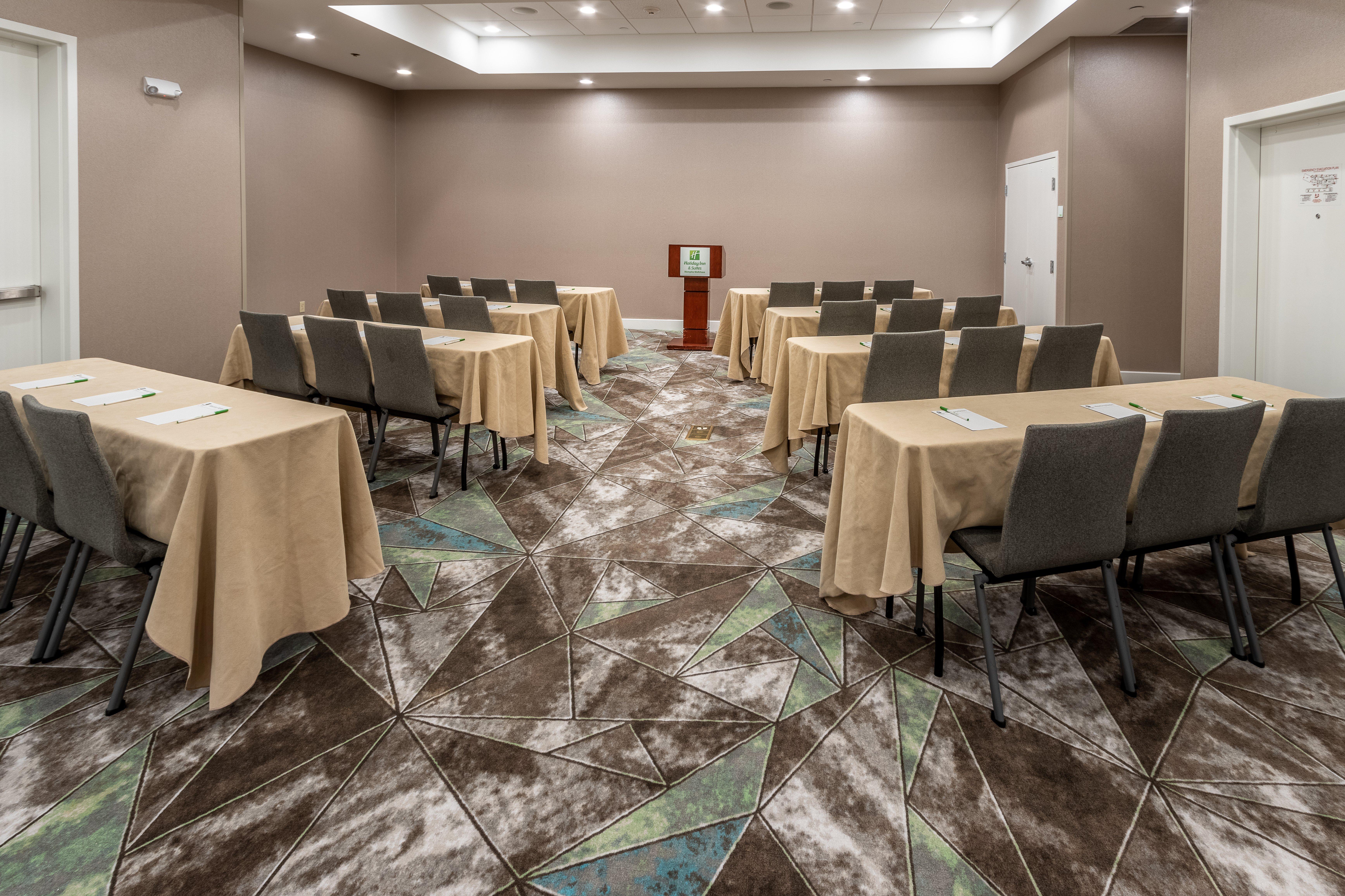 Holiday Inn Hotel & Suites Memphis-Wolfchase Galleria By Ihg Εξωτερικό φωτογραφία